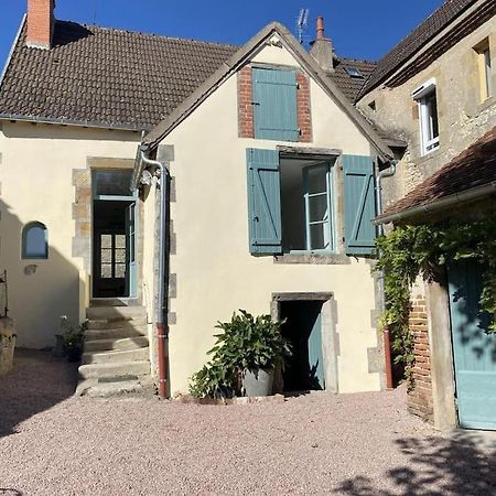 Gite L'Annexe Du Prieure Besson Esterno foto