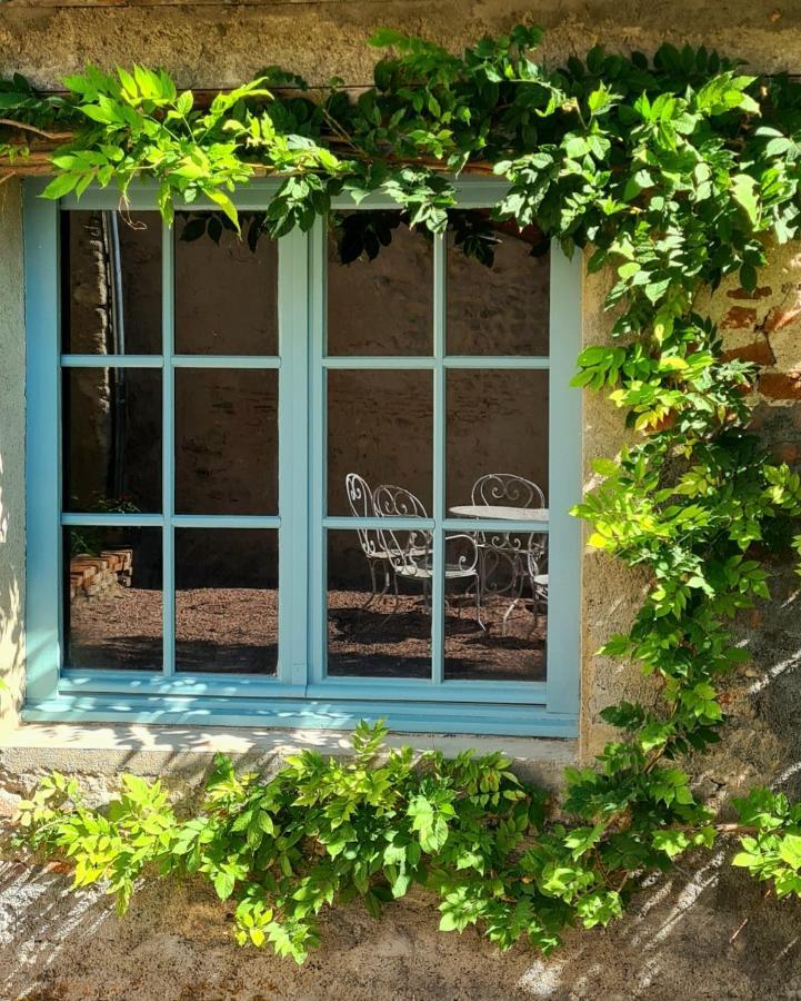 Gite L'Annexe Du Prieure Besson Esterno foto